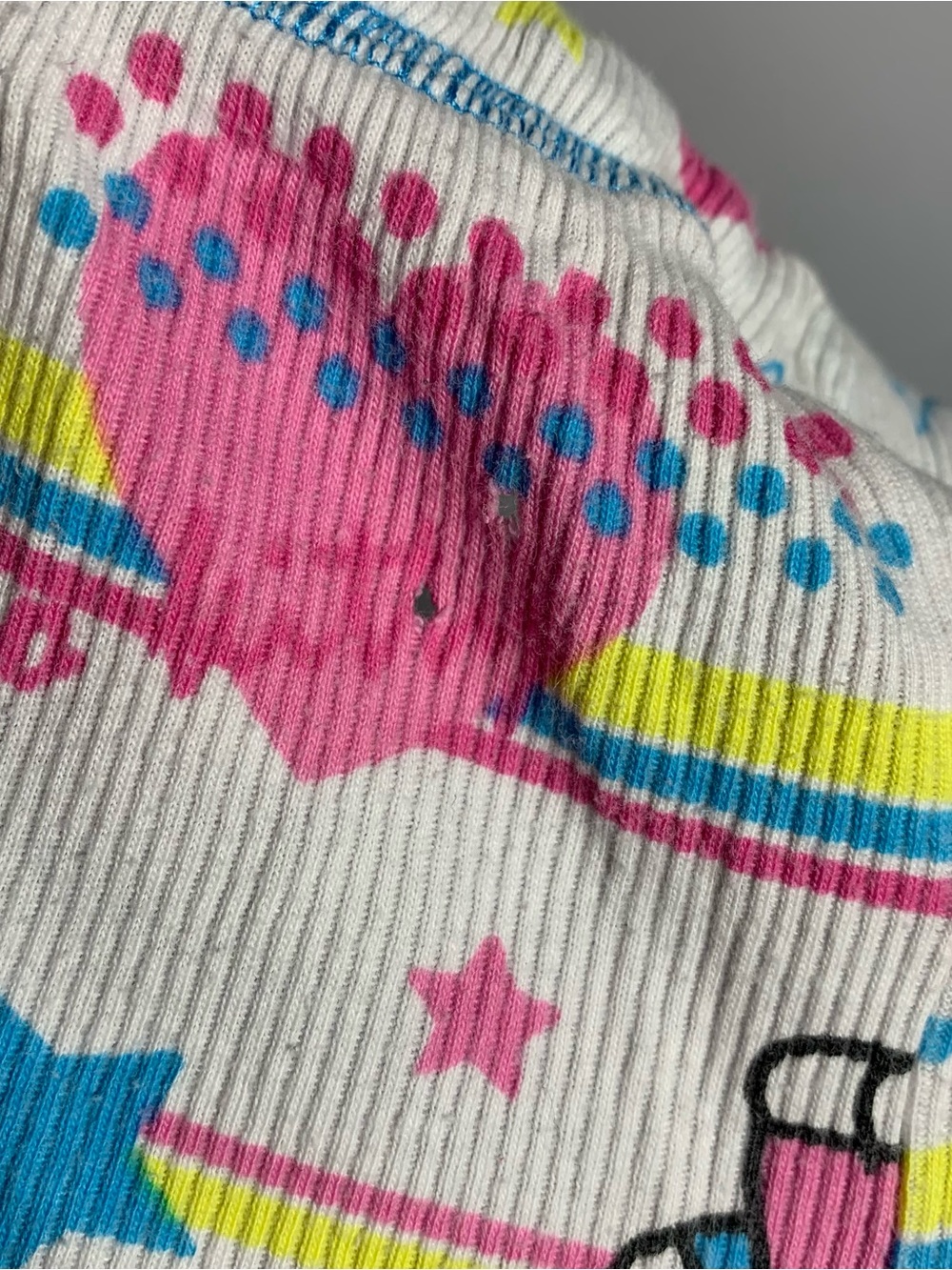 Hello Kitty Sanrio 2009 Ribbed Sleep Shorts Rainbow Heart Kawaii Lounge M - Picture 12 of 12